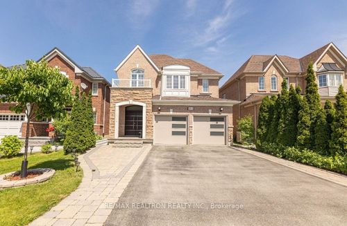bsmt-511 Pleasant Ridge Ave, Thornhill, ON, L4J8X3 | Card Image