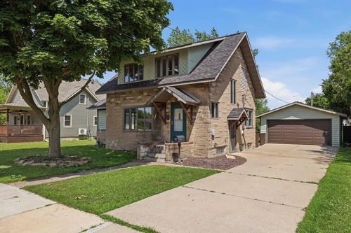 321 10th St S, WISCONSIN RAPIDS, WI, 54494-4630 | Card Image