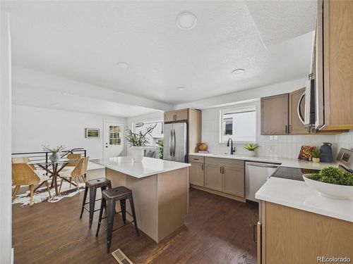 1372 Zenobia St, Denver, CO, 80204-1094 | Card Image