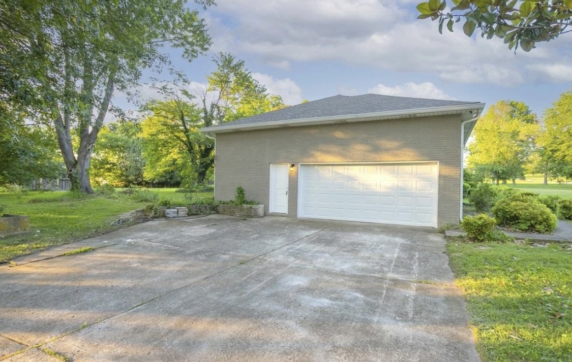 Residential in Goodlettsville 3