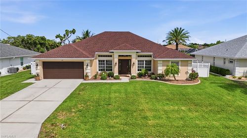 11 Medalist Ln, Rotonda West, FL, 33947 | Card Image