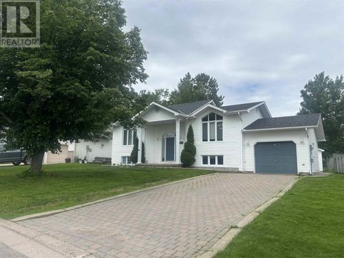 48 Millcreek Dr, Sault Ste. Marie, ON, P6B6H6 | Card Image