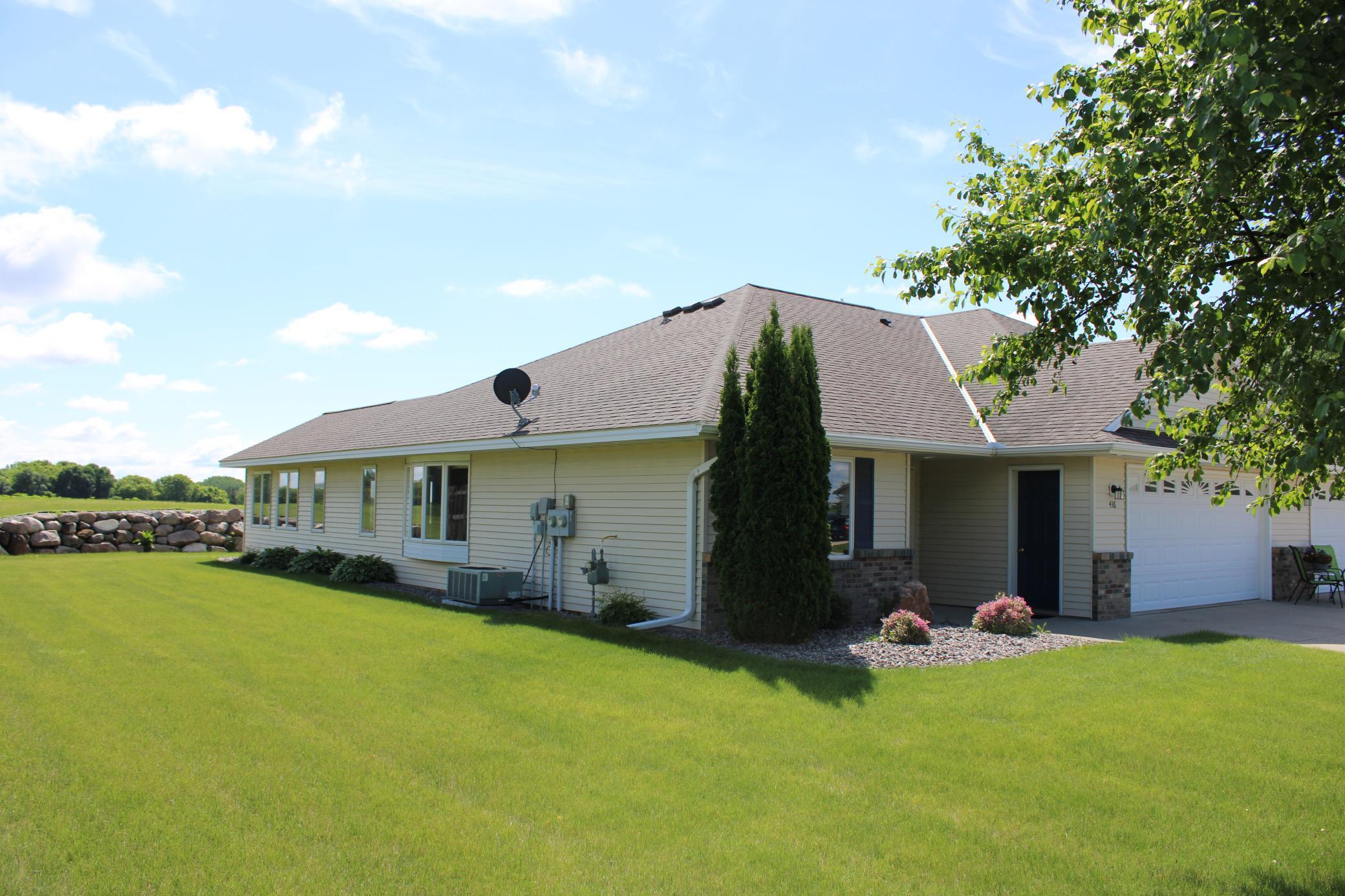 Circle View Dr, Dassel, MN 55325
