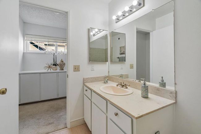 722 Duncanville Ct, Townhouse with 2 bedrooms, 3 bathrooms and 2 parking in Campbell CA | Image 27