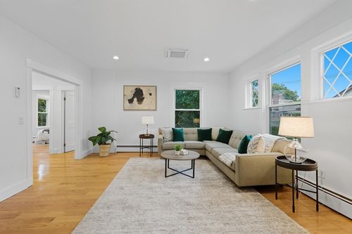 1-2 Bartlett Ave, Belmont, MA, 02478-1806 | Card Image