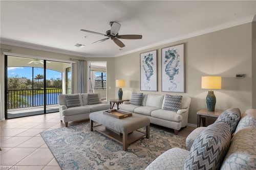 unit-201-9493 Casoria Ct, NAPLES, FL, 34113-8284 | Card Image