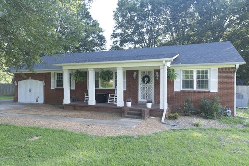 285 Old Mckenzie Rd, Mc Kenzie, TN, 38201-6815 | Card Image