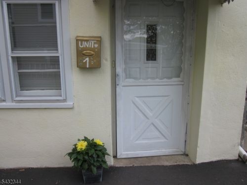 16 Shunpike Rd, Summit, NJ, 07901-4227 | Card Image