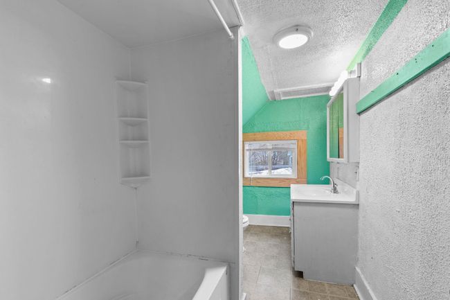 31 Mechanic St, House other with 2 bedrooms, 1 bathrooms and null parking in Farmington NH | Image 23