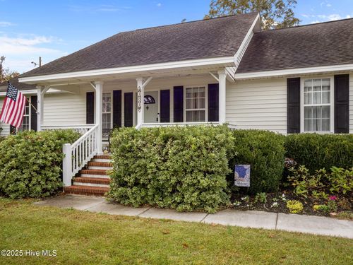 101 Bur Oaks Blvd, Newport, NC, 28570-9745 | Card Image