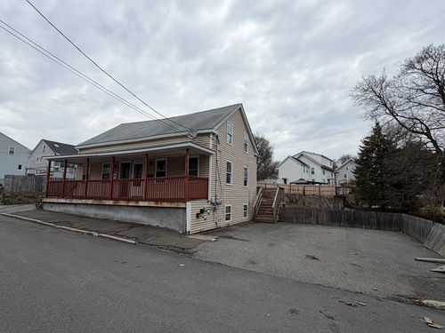 18-20 Pleasant St, Peabody, MA, 01960-6031 | Card Image