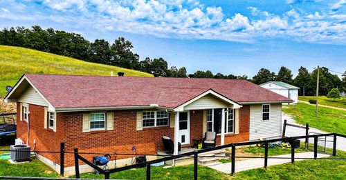 29 Left Fork Beartrack Rd, Beattyville, KY, 41311-7016 | Card Image
