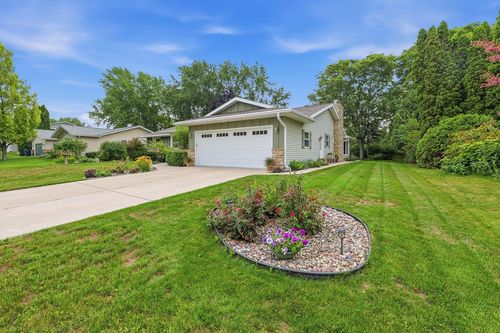 452 Willsher Drive, Fond Du Lac, WI, 54935 | Card Image