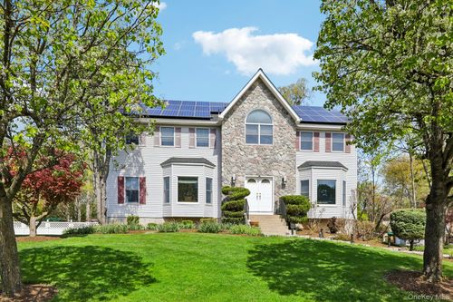 10 Alex Ct, West Nyack, NY, 10994-1731 | Card Image