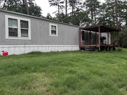 555 Beaver Run, Grapeland, TX, 75844-8238 | Card Image