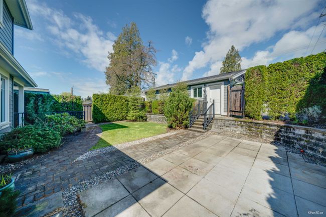 1819 St. Andrews Avenue, Home with 5 bedrooms, 3 bathrooms and 2 parking in North Vancouver BC | Image 31