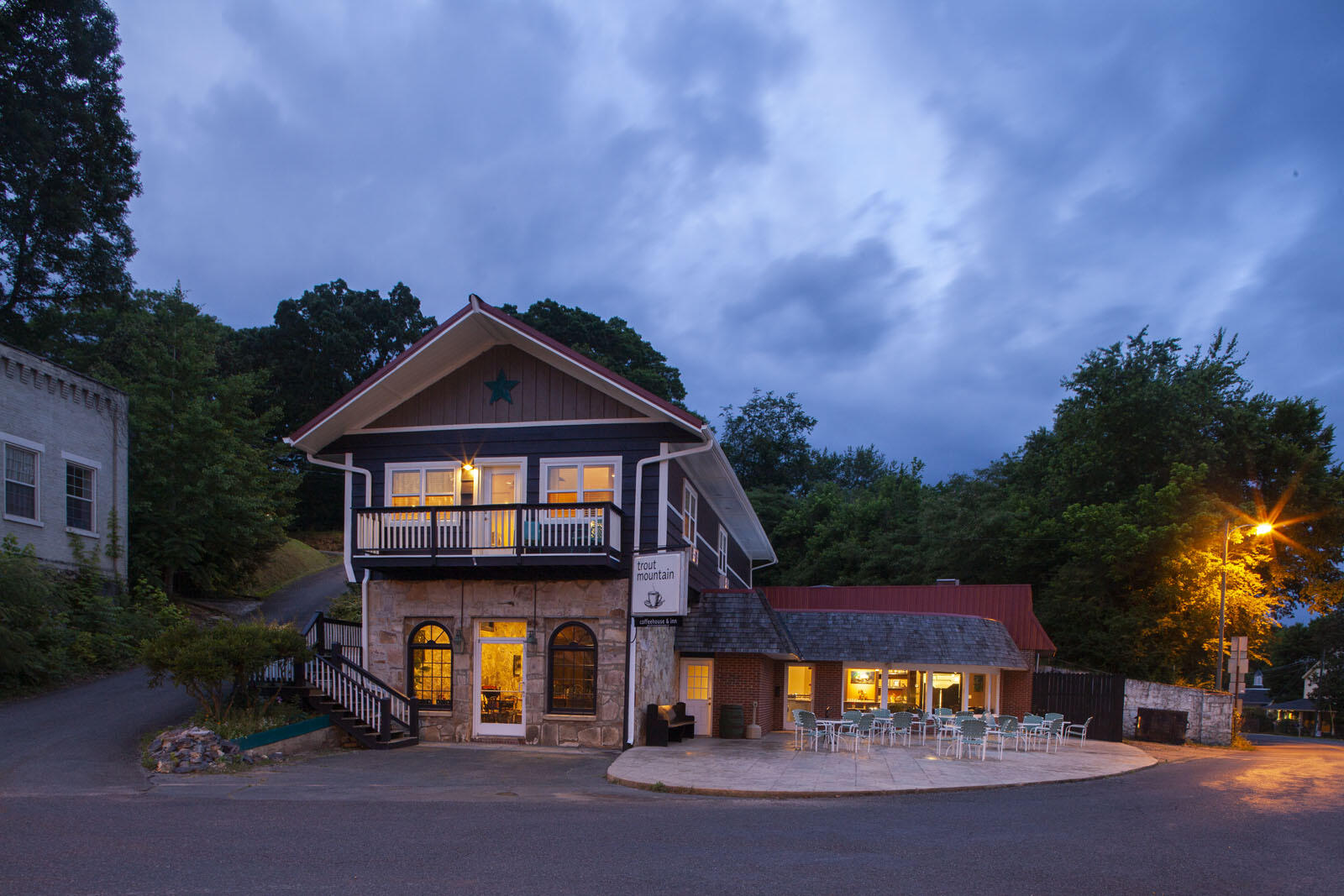 Scott St, Tellico Plains, TN 37385