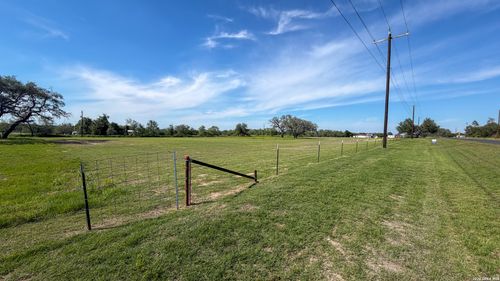 TBD, LOT 9 Priest Rd, Elmendorf, TX, 78112 | Card Image