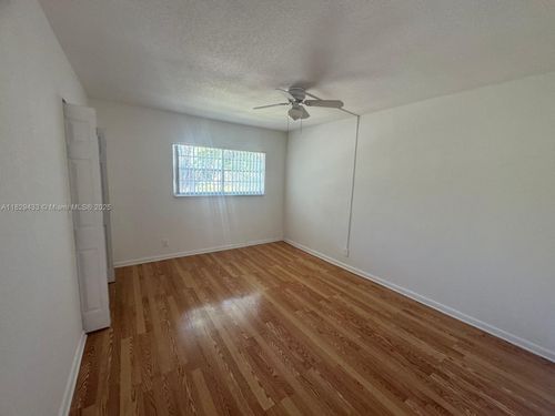 4820-4820 Nw 9th Dr, Plantation, FL, 33317-1424 | Card Image