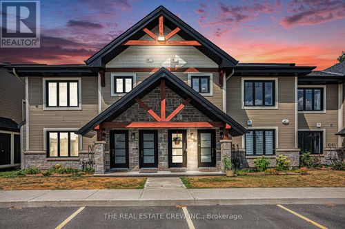 203-83 St-Moritz Trail, Embrun, ON, K0A1W0 | Card Image