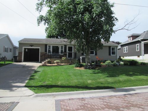 120 Cook St, West Union, IA, 52175-1113 | Card Image