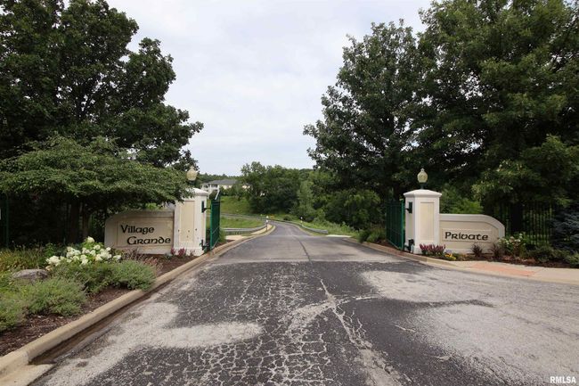5610 W Woodbriar Ln, House other with 4 bedrooms, 4 bathrooms and null parking in Peoria IL | Image 8