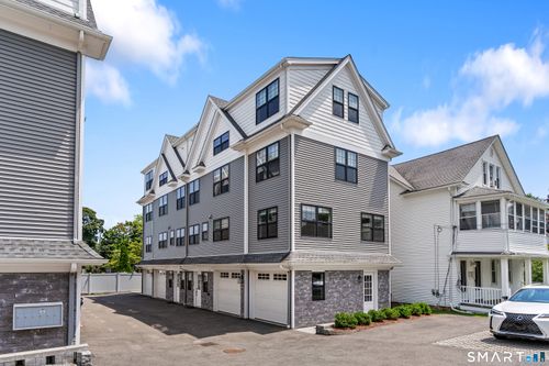 29-29 Beaumont St, Fairfield, CT, 06824-5702 | Card Image