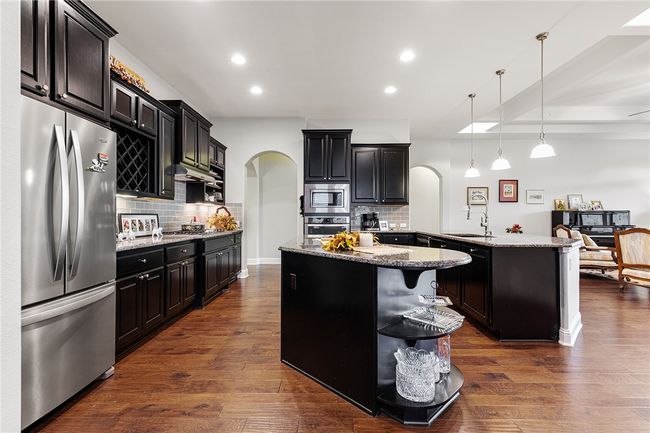 201 Glenfiddich Ln, House other with 4 bedrooms, 3 bathrooms and 4 parking in Lakeway TX | Image 8
