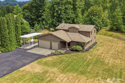 4604 332nd Ave Se, Fall City, WA, 98024-5708 | Card Image