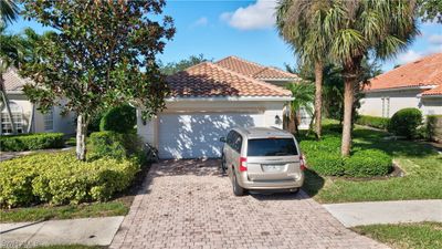 5047 Jarvis Lane, House other with 3 bedrooms, 2 bathrooms and null parking in Naples FL | Image 1