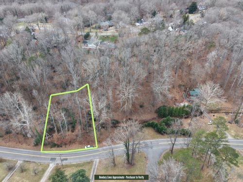1004 Indian Trl, Martinsville, VA, 24112 | Card Image