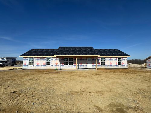 567 Middle Creek Way, Berea, KY, 40403-6595 | Card Image