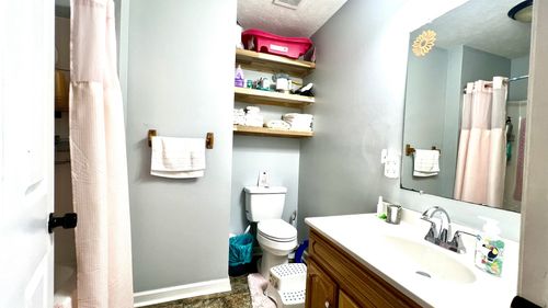 690 Monument Rd, Summertown, TN, 38483-7713 | Card Image