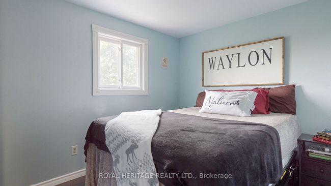 621 Cobblehill Dr, House attached with 4 bedrooms, 3 bathrooms and 3 parking in Oshawa ON | Image 20