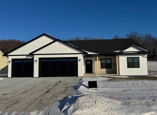 1341 Annapolis Dr, Holmen, WI, 54636 | Card Image