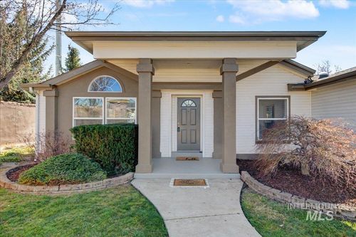lot-2-421 S Curtis Rd, Boise, ID, 83705-7000 | Card Image