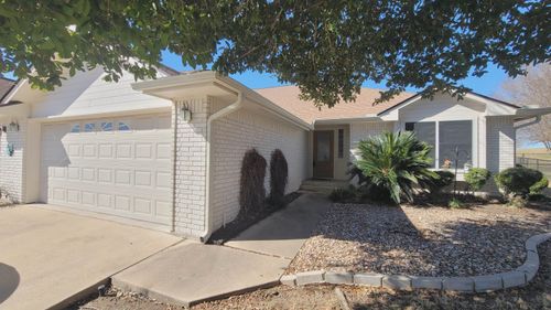 52 Augusta Dr, Meadowlakes, TX, 78654-6810 | Card Image