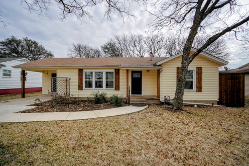 107 Sewell Ave, Midlothian, TX, 76065-3310 | Card Image