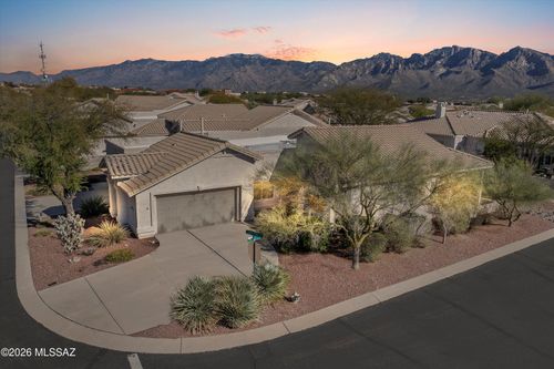 1497 W Carmel Pointe Dr, Oro Valley, AZ, 85737-7092 | Card Image
