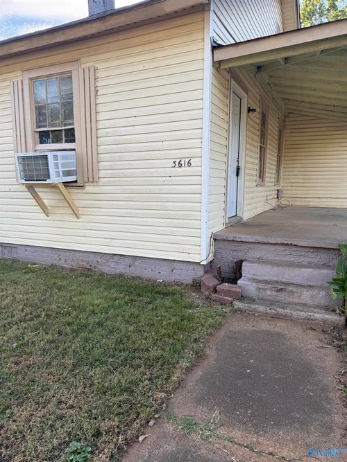 3618 Fairview St Sw, Huntsville, AL, 35805-5059 | Card Image
