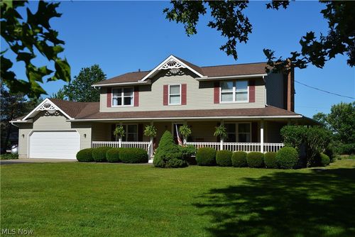 3285 Lester Rd, Medina, OH, 44256-7725 | Card Image