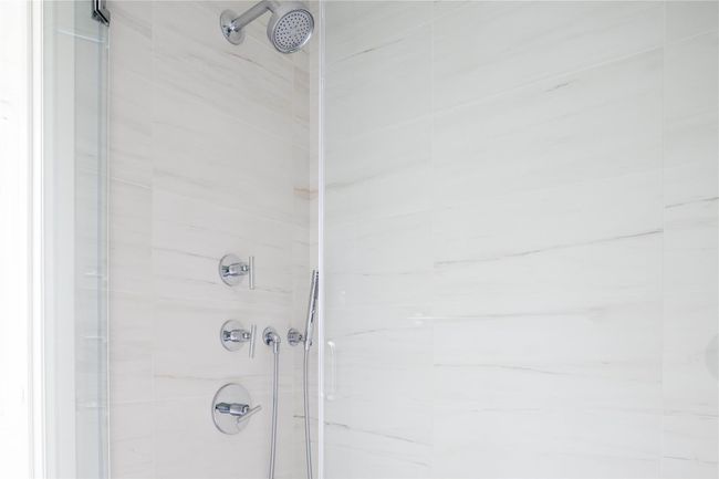 945 New Suffolk Ave, House other with 4 bedrooms, 4 bathrooms and null parking in Mattituck NY | Image 17