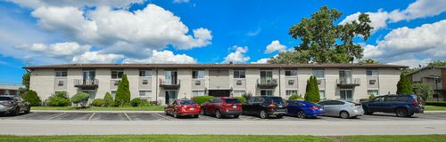 2b-8999 Kennedy Drive, Des Plaines, IL, 60016 | Card Image