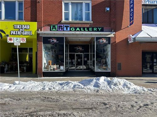 13 Norfolk St S, Simcoe, ON, N3Y2V8 | Card Image