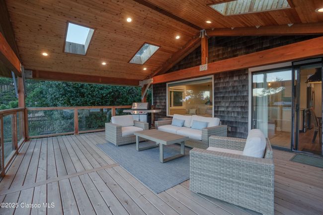 Expansive, Patio Furniture INCLUDED! | Image 12