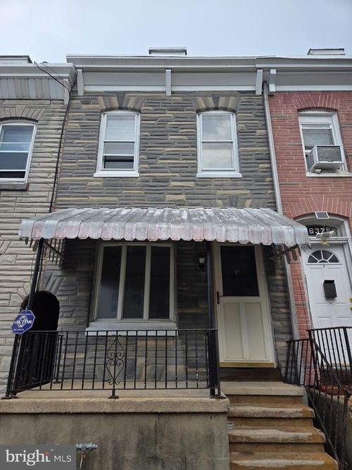 639 Birch St, READING, PA, 19604-2615 | Card Image
