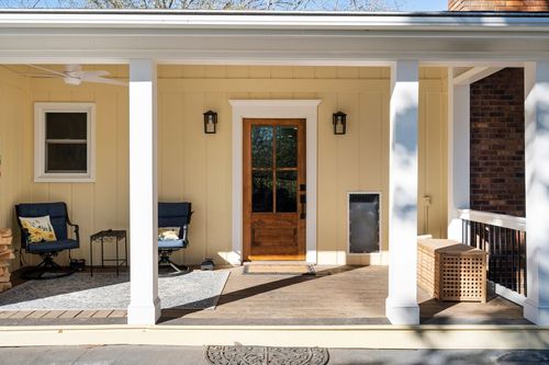 9032 S Harpeth Ct, Nashville, TN, 37221-3811 | Card Image