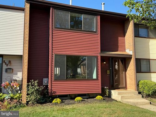 113 Danbury Ct, East Windsor, NJ, 08520-5513 | Card Image