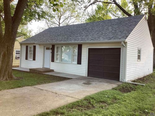 3127 Se Colorado Ave, Topeka, KS, 66605-2510 | Card Image
