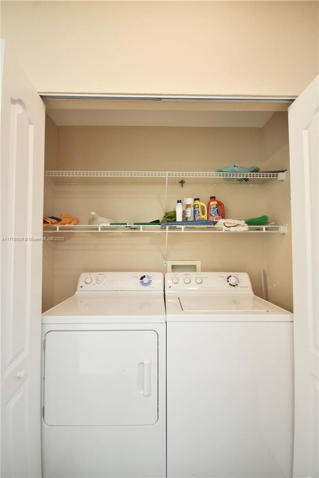 APT-429 - 6001 Sw 70 Th St, Condo with 3 bedrooms, 2 bathrooms and null parking in South Miami FL | Image 32